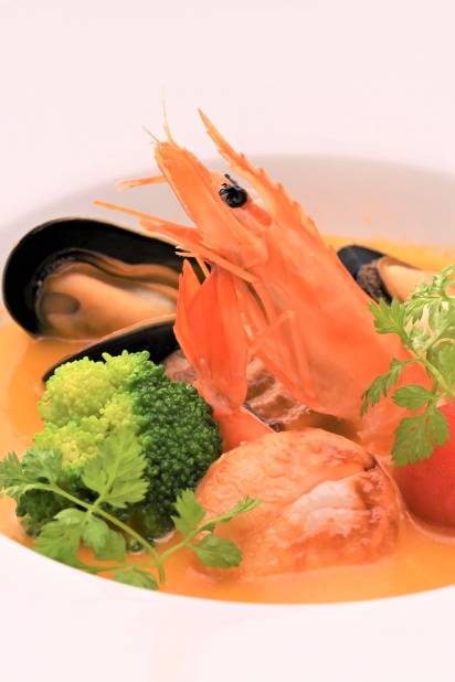 【LUNCH】プレミアムランチ「海の幸の軽い煮込み ～ ブイヤベース風 ～」　 ご予約がおすすめ＜11月・12月＞
