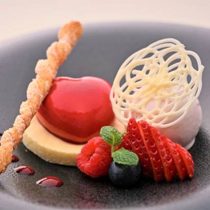 【DINNER】ウェルカムドリンクプレゼント‼　「アニバーサリースペシャルディナー」＜芙蓉＞
