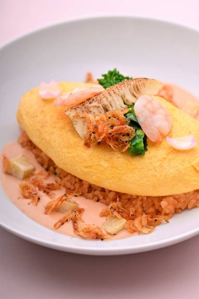 【3/20－3/31限定】春のお花見ランチ『桜海老とたけのこ、菜の花のオムライス～明太クリームソース添え』